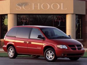Dodge Caravan 2000 года